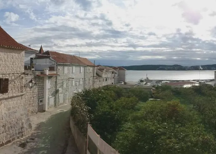 Stone House Ernest