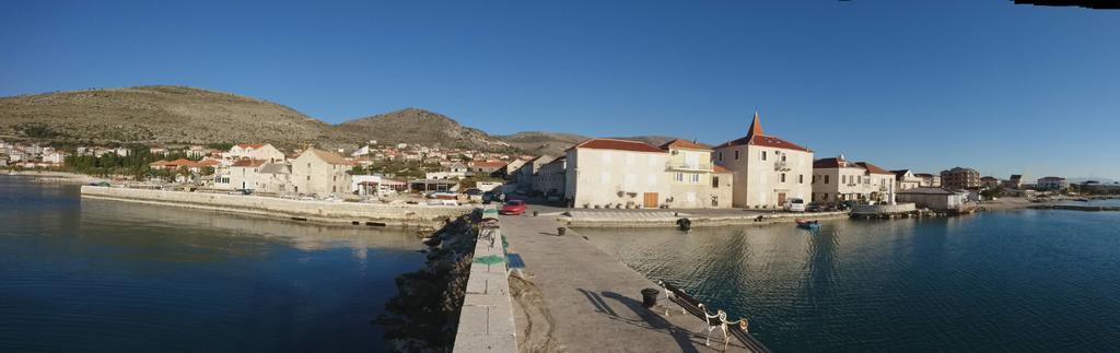 Holiday home Stone House Ernest *
