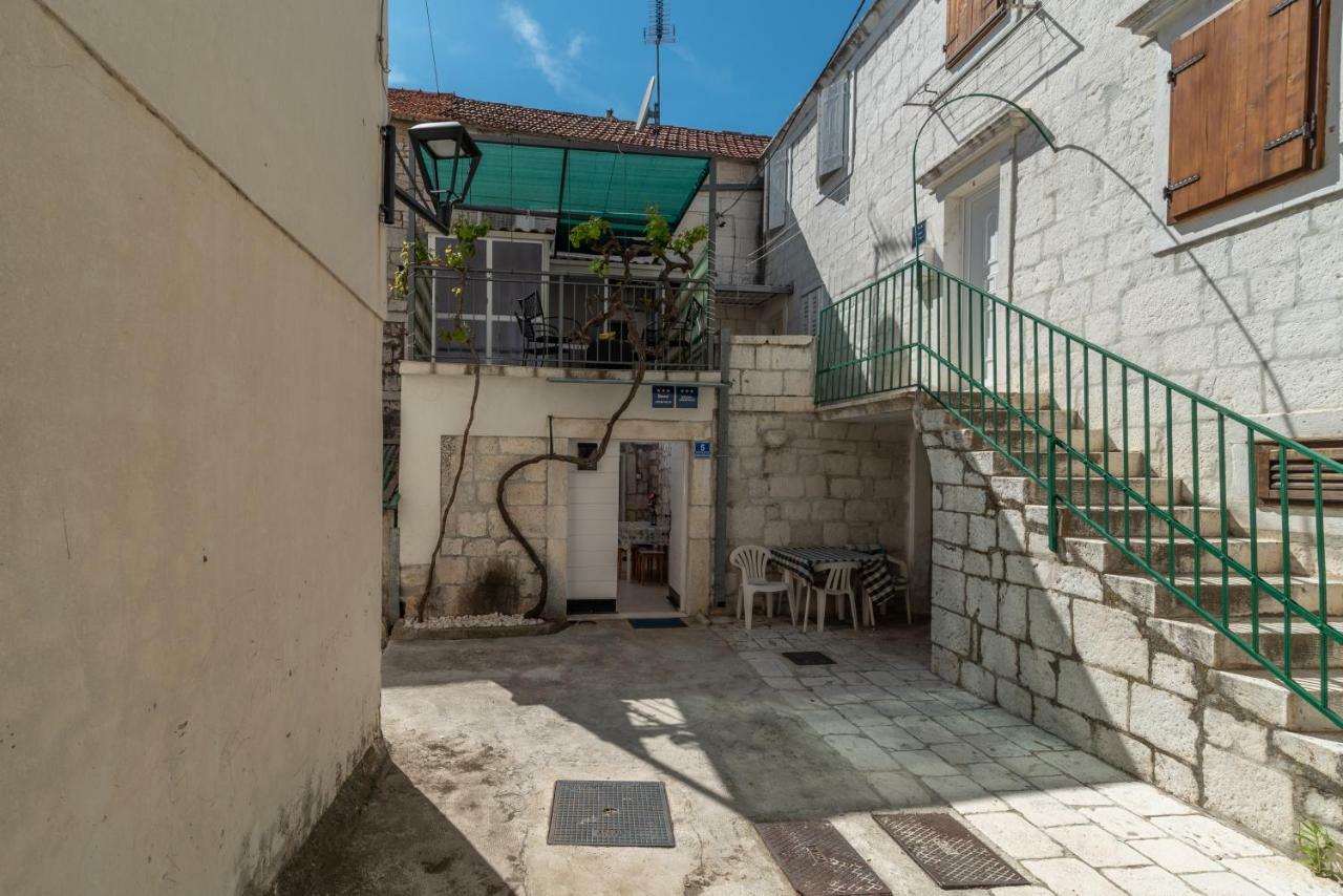 Holiday home Stone House Ernest *